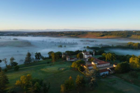 Гостиница Domaine de Pallanne  Тийак